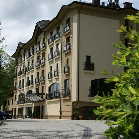 Hotel Elbrus Spa & Wellness 슈차이르크 외부 사진