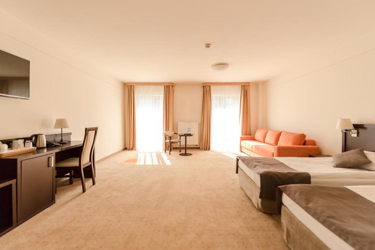 Hotel Elbrus Spa & Wellness 슈차이르크 외부 사진