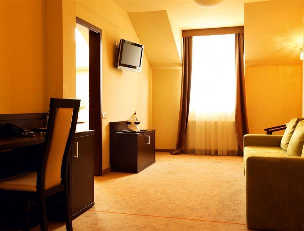 Hotel Elbrus Spa & Wellness 슈차이르크 외부 사진